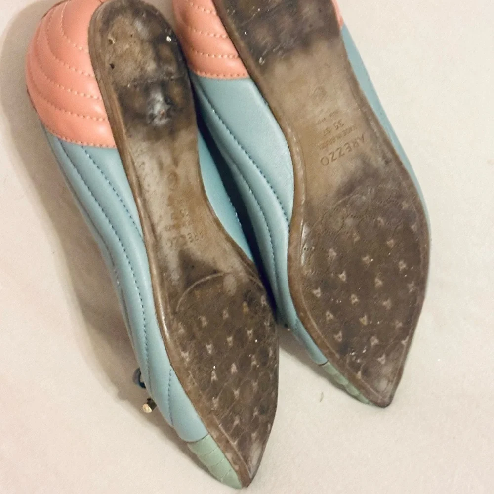 Arezzo Brazilian Leather Women's Blue and Pink Bow Flats US 6 Bra 35 UK4 EUC - Picture 4 of 8